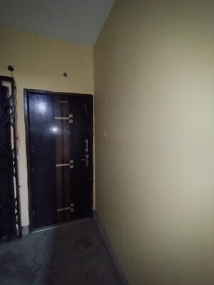 Room in 2 BHK Apartment at Vip Road Haldiram – for Sale