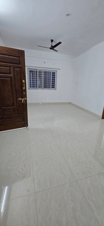 Furnished Amenities in 2 BHK Apartment at Doddanekundi – for Rent