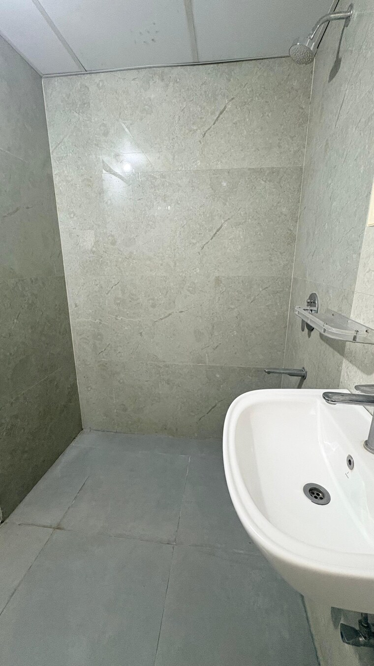 Bathroom, gem-nakshatra 3 Bedroom 1640 Sq.Ft. Apartment In Kokapet Hyderabad 9513626