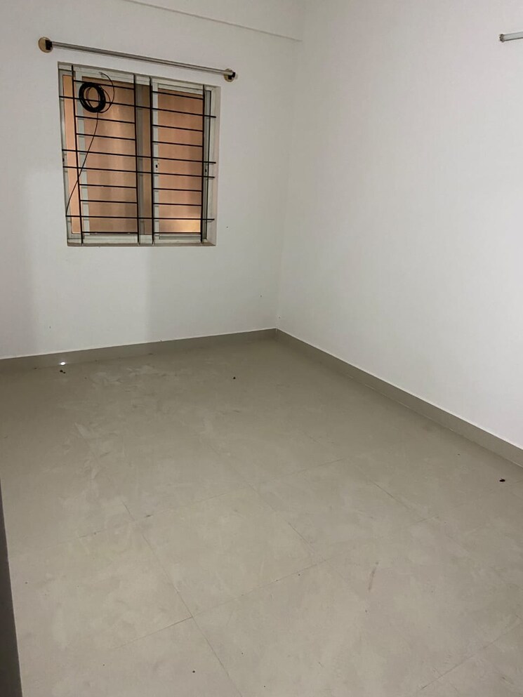 Room, doddanekundi 1 RK 350 Sq.Ft. Apartment In Doddanekundi Bangalore 9513606