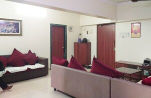 Bedroom in 3 BHK Apartment at Rolex Apartment, Malad West – for Rent