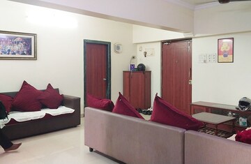 Bedroom in 3 BHK Apartment at Rolex Apartment, Malad West – for Rent