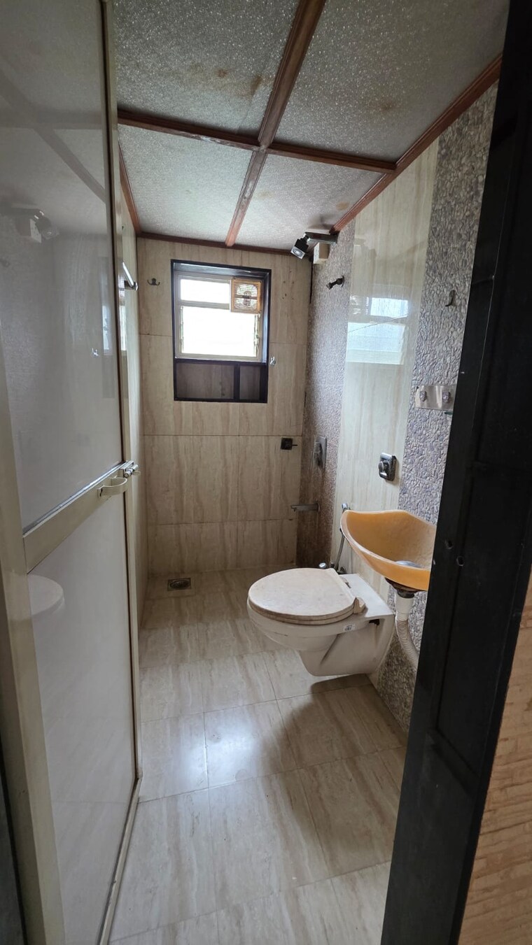 Bathroom, four bunglows 2 Bedroom 1122 Sq.Ft. Apartment In Four Bunglows Mumbai 9513584