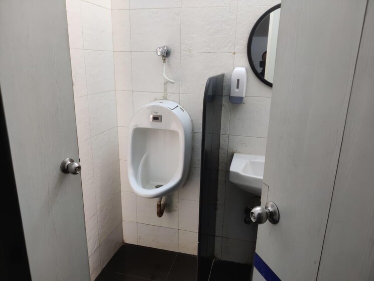 Bathroom, viman nagar Commercial Office Space 1225 Sq.Ft. In Viman Nagar Pune 9513639