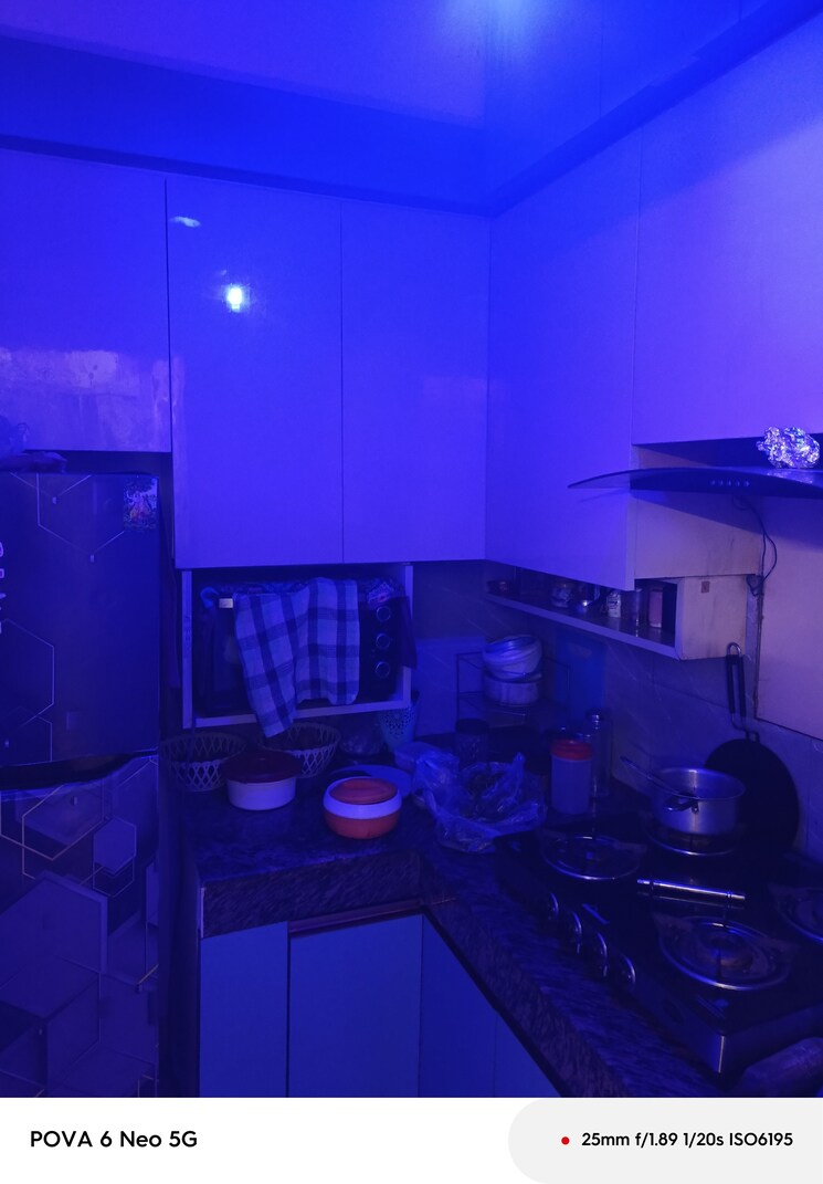 Room, omicron iii greater noida Pg For Girls In Omicron Iii Greater Noida 9513738