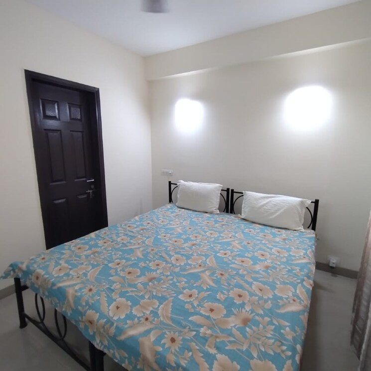 Bedroom, unitech-woodstock-floors 3 Bedroom 240 Sq.Yd. Builder Floor In Nirvana Country Gurgaon 9513846