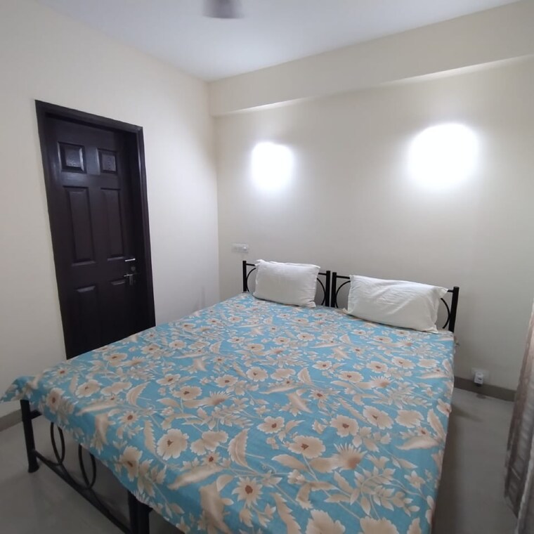 Bedroom, unitech-woodstock-floors 3 Bedroom 240 Sq.Yd. Builder Floor In Nirvana Country Gurgaon 9513846