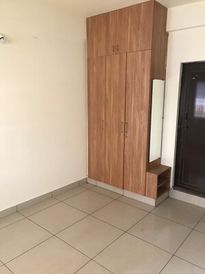 Room in 1 BHK Apartment at Doddanekundi – for Rent