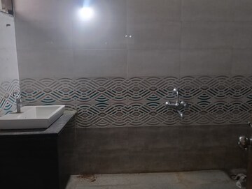 Attached Bathroom in 3 BHK Independent House at Mahadeo Ghat Road – for Rent