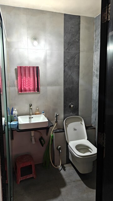 Bathroom in 2.5 BHK Apartment at Prithvi Proximus, Hadapsar – for Rent