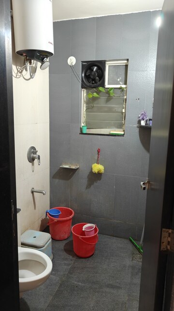 Bathroom in 2.5 BHK Apartment at Prithvi Proximus, Hadapsar – for Rent