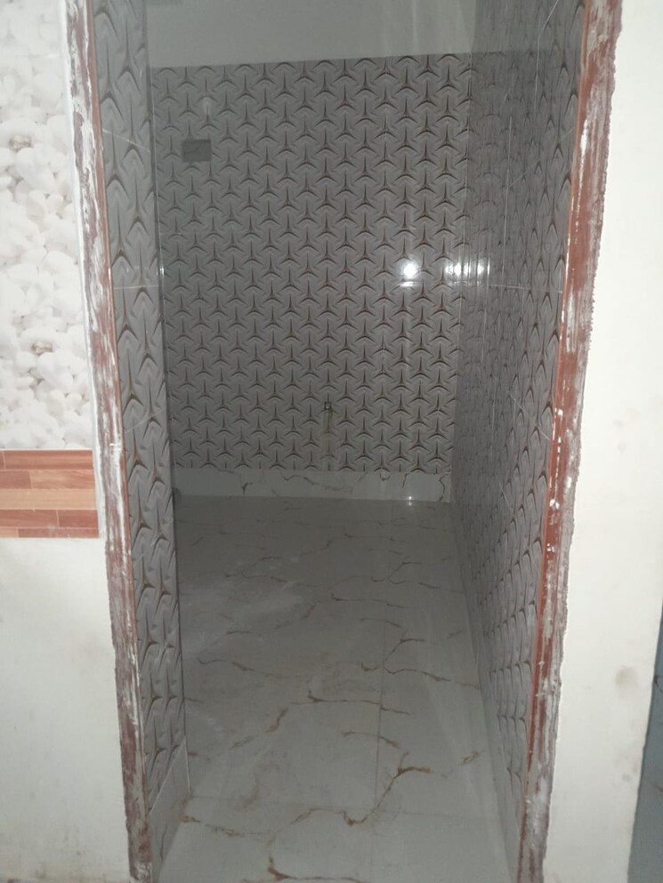 Bathroom, dum dum 2 Bedroom 750 Sq.Ft. Apartment In Dum Dum Kolkata 9513956