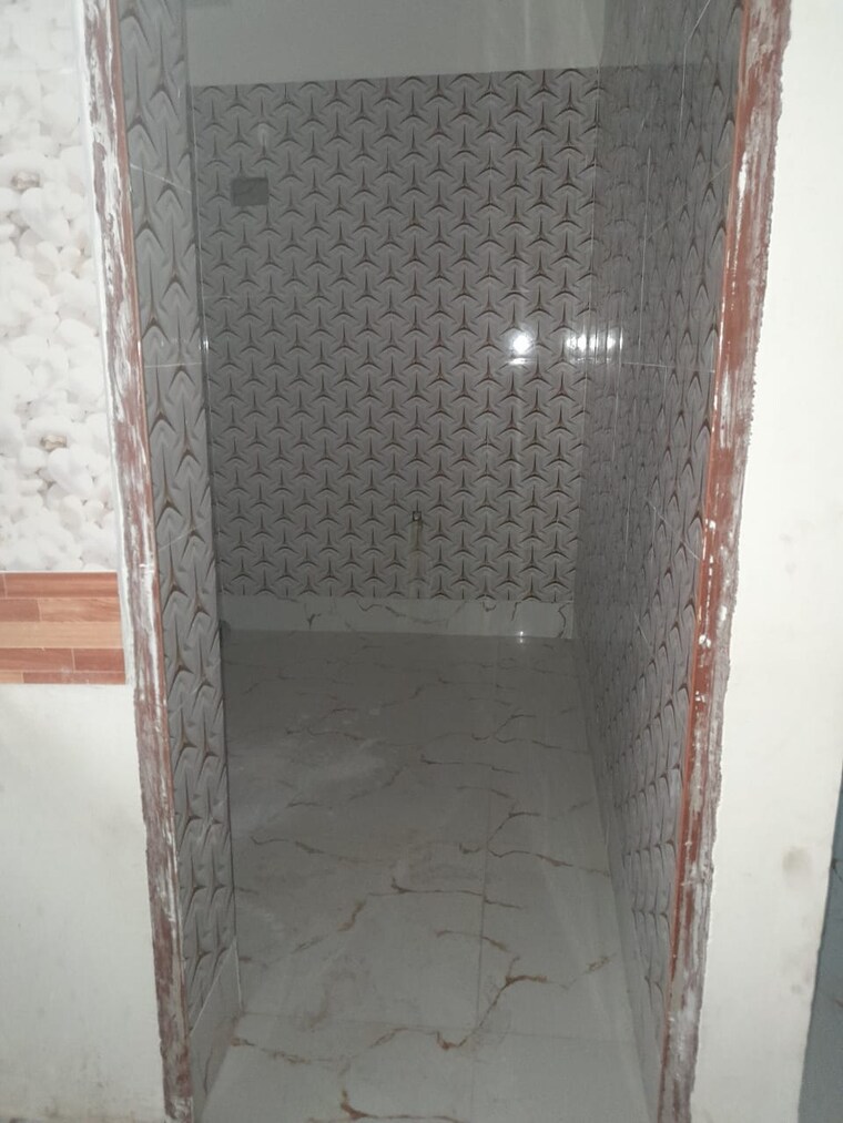 Bathroom, dum dum 2 Bedroom 750 Sq.Ft. Apartment In Dum Dum Kolkata 9513956