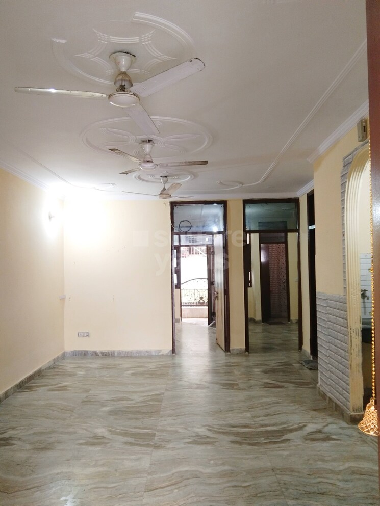 Room, rajpur khurd extension 2.5 Bedroom 1102 Sq.Ft. Builder Floor In Rajpur Khurd Extension Delhi 9514140