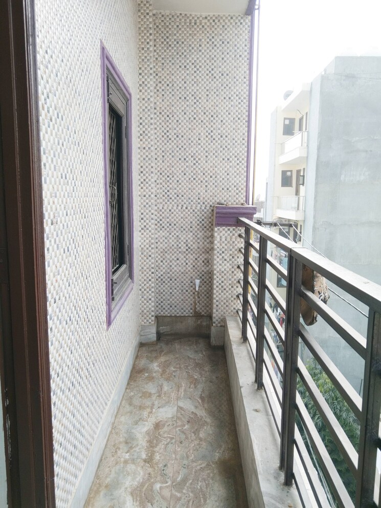Balcony, rajpur khurd extension 2.5 Bedroom 1102 Sq.Ft. Builder Floor In Rajpur Khurd Extension Delhi 9514140