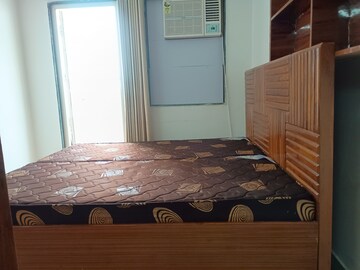 Bedroom in 1 BHK Apartment at Sector 14 Dwarka – for Rent