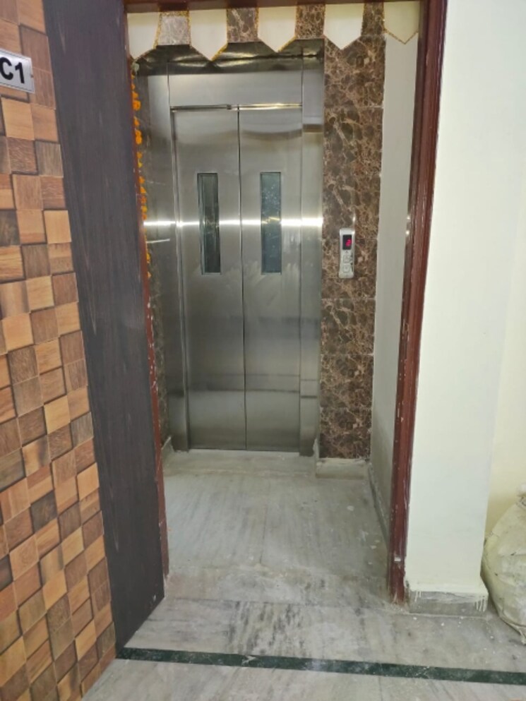 undefined, dwarka mor 3 Bedroom 810 Sq.Ft. Builder Floor In Dwarka Mor Delhi 9514176