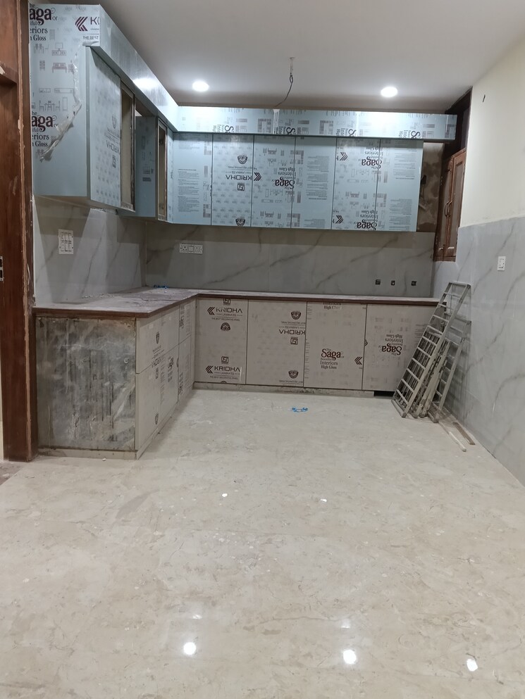 Kitchen, shalimar garden extension i 4 Bedroom 150 Sq.Yd. Builder Floor In Shalimar Garden Extension I Ghaziabad 9514204
