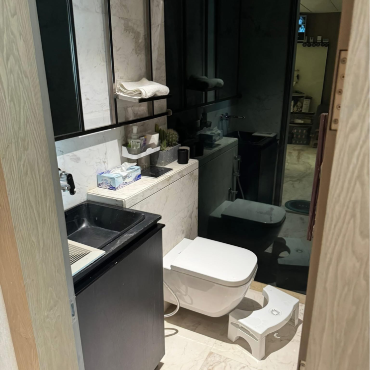 Team Area, andheri west 4 Bedroom 3700 Sq.Ft. Apartment In Andheri West Mumbai 9514216