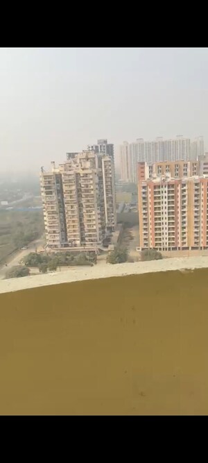 2.5 BHK Apartment – Exterior View View at Victoryone Central, Sector 12 Greater Noida - for Rent