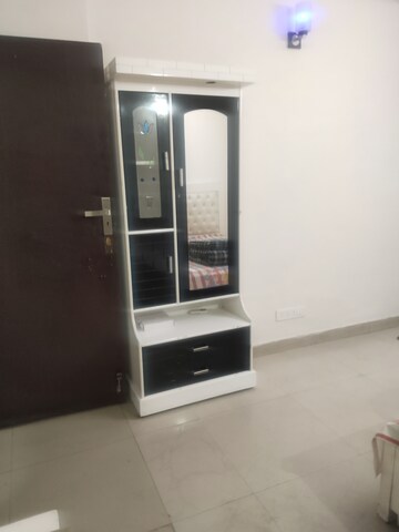 Room in 2 BHK Builder Floor at Savitri Nagar – for Rent