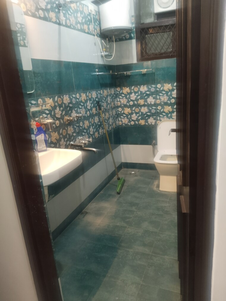 Kitchen, savitri nagar 2 Bedroom 900 Sq.Ft. Builder Floor In Savitri Nagar Delhi 9514230