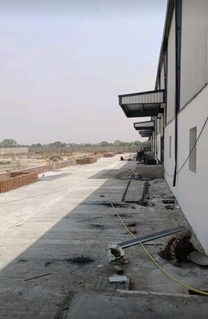  Warehouse For Rent in Tatisilwai