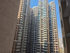 2 BHK Apartment For Sale in Marathon Vega