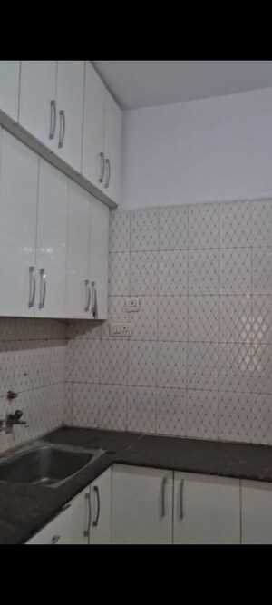 Bathroom in 3 BHK Apartment at Shipra Suncity, Vaibhav Khand – for Rent