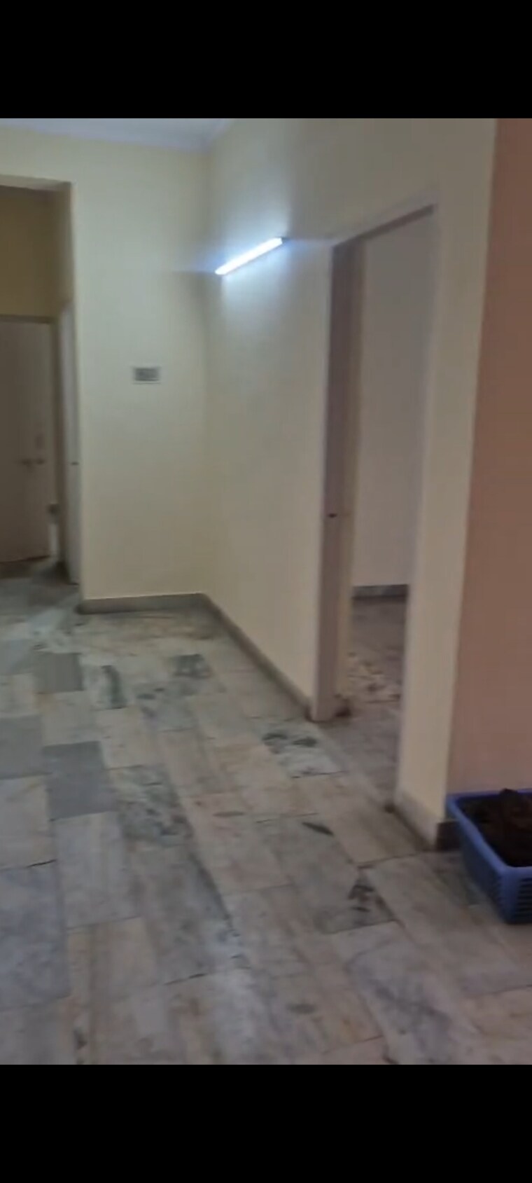 Bathroom, shipra-suncity 3 Bedroom 1560 Sq.Ft. Apartment In Vaibhav Khand Ghaziabad 9514254