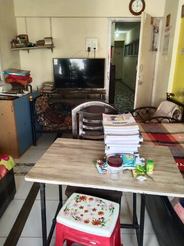 1 BHK Apartment For Rent in Naupada