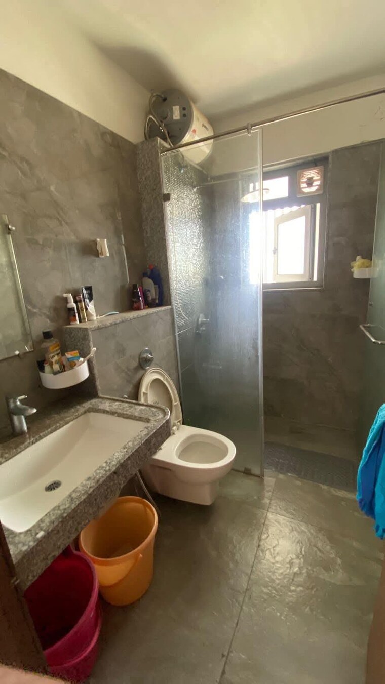 Bathroom, amanora-adreno-towers 1 Bedroom 560 Sq.Ft. Apartment In Hadapsar Pune 9514301