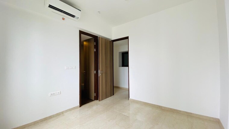 Room, lodha-the-park 3 Bedroom 1111 Sq.Ft. Apartment In Worli Mumbai 9514326