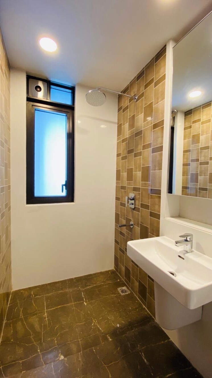 Bathroom, lodha-the-park 3 Bedroom 1111 Sq.Ft. Apartment In Worli Mumbai 9514326