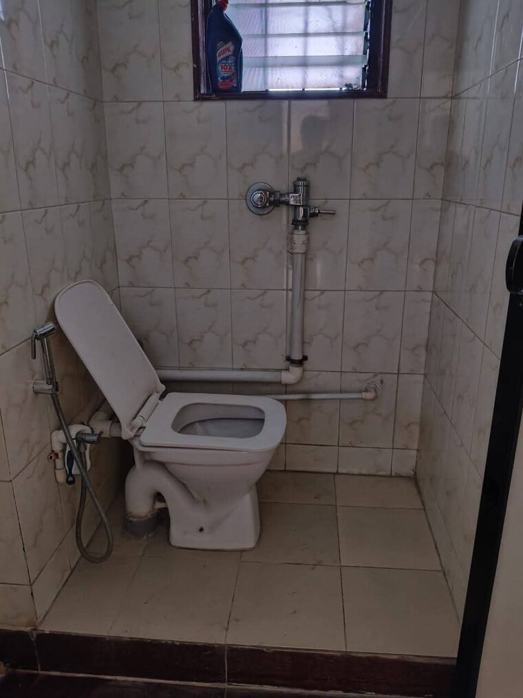 Bathroom, vrindavan-abc-chs 2 Bedroom 950 Sq.Ft. Apartment In Malad East Mumbai 9514354