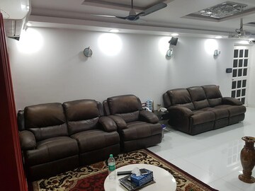 Living Room in 2 BHK Apartment at Aroma CHS, Andheri West – for Rent