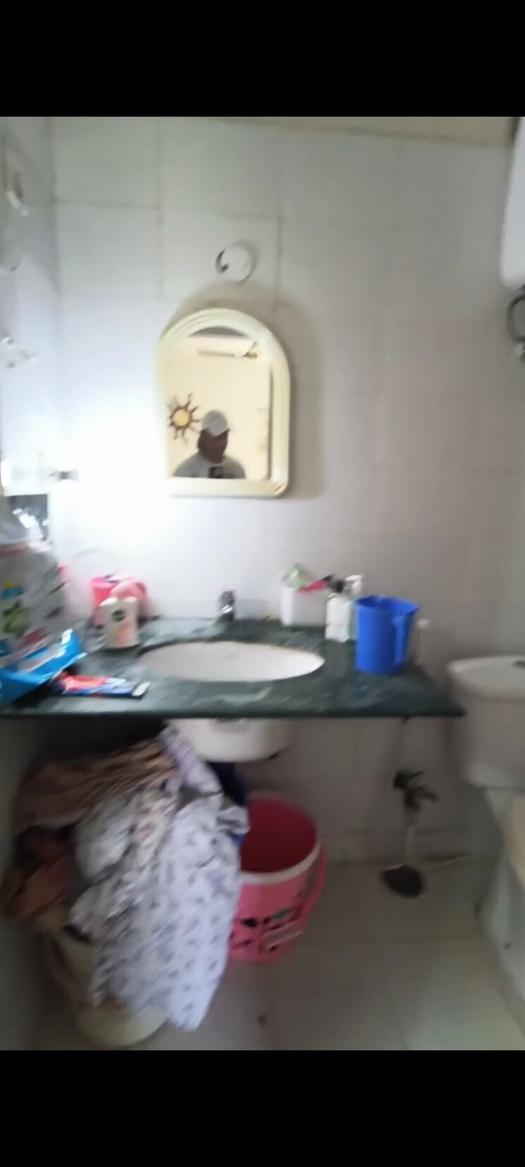 Bathroom, bptp-park-floors-i 3 Bedroom 982 Sq.Ft. Apartment In Sector 77 Faridabad 9514373