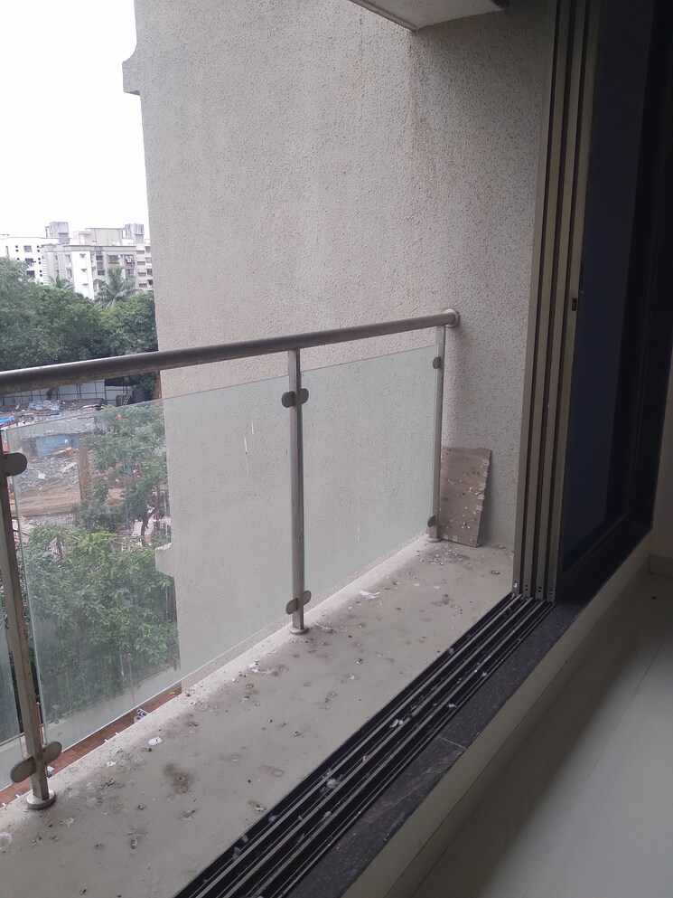 Balcony, atul-blue-orbit-phase-iii 2 Bedroom 649 Sq.Ft. Apartment In Malad West Mumbai 9514413