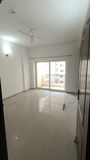Room in 3 BHK Apartment at Nimbus The Hyde park, Sector 78 – for Rent