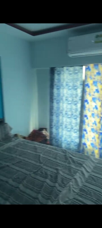 Bedroom in 2 BHK Apartment at Andheri East – for Rent