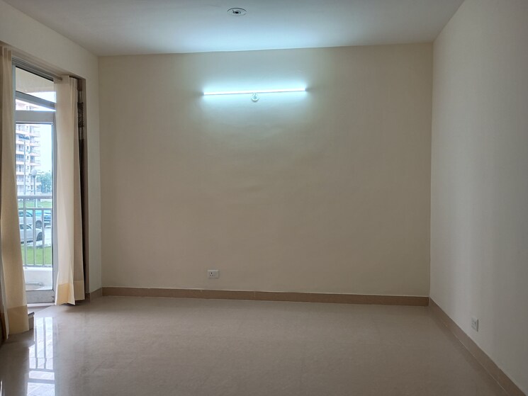 Room, sector 19 dwarka 3 Bedroom 1850 Sq.Ft. Apartment In Sector 19 Dwarka Delhi 9514375