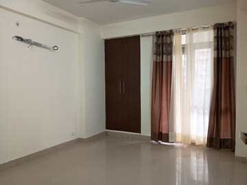 Room in 3 BHK Apartment at Sector 19 Dwarka – for Rent