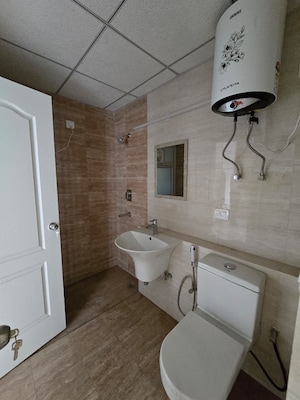 Bathroom in 2.5 BHK Apartment at Shree Vardhman Victoria, Sector 70 – for Rent