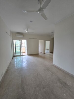 Room in 2.5 BHK Apartment at Shree Vardhman Victoria, Sector 70 – for Rent