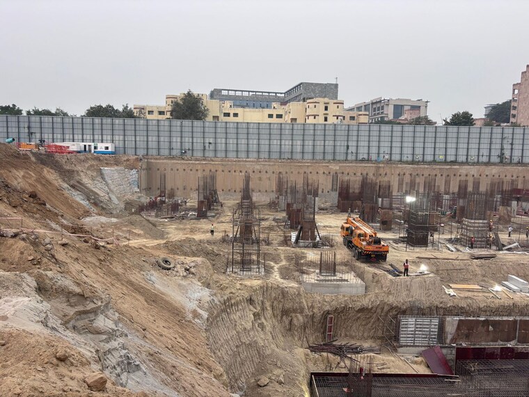 Exterior View, vibhuti khand Commercial Shop 560 Sq.Ft. In Vibhuti Khand Lucknow 9514427