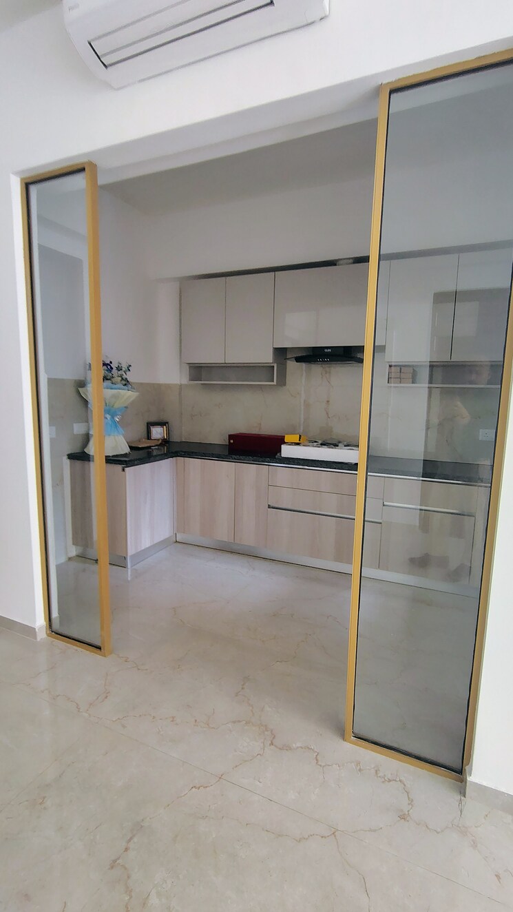 Kitchen, smart-world-orchard 3 Bedroom 1680 Sq.Ft. Apartment In Sector 61 Gurgaon 9514429