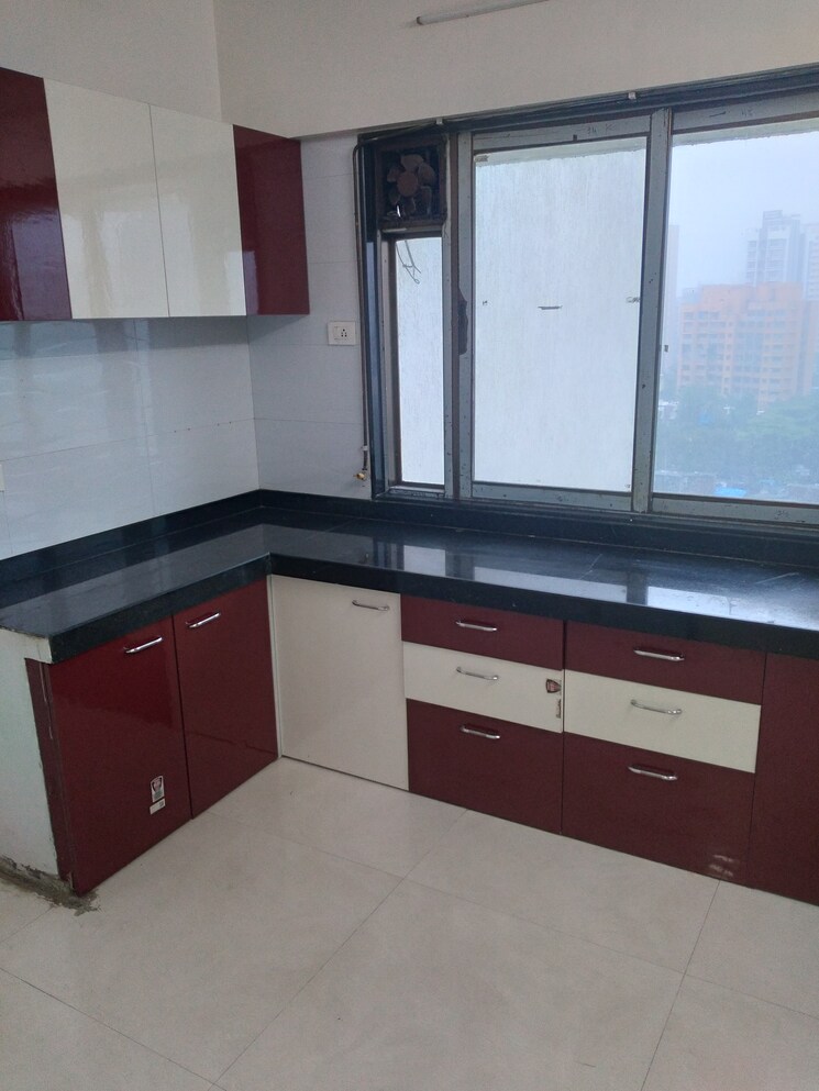 Kitchen, chirag-bhagat-grandeur 2 Bedroom 773 Sq.Ft. Apartment In Malad West Mumbai 9514436