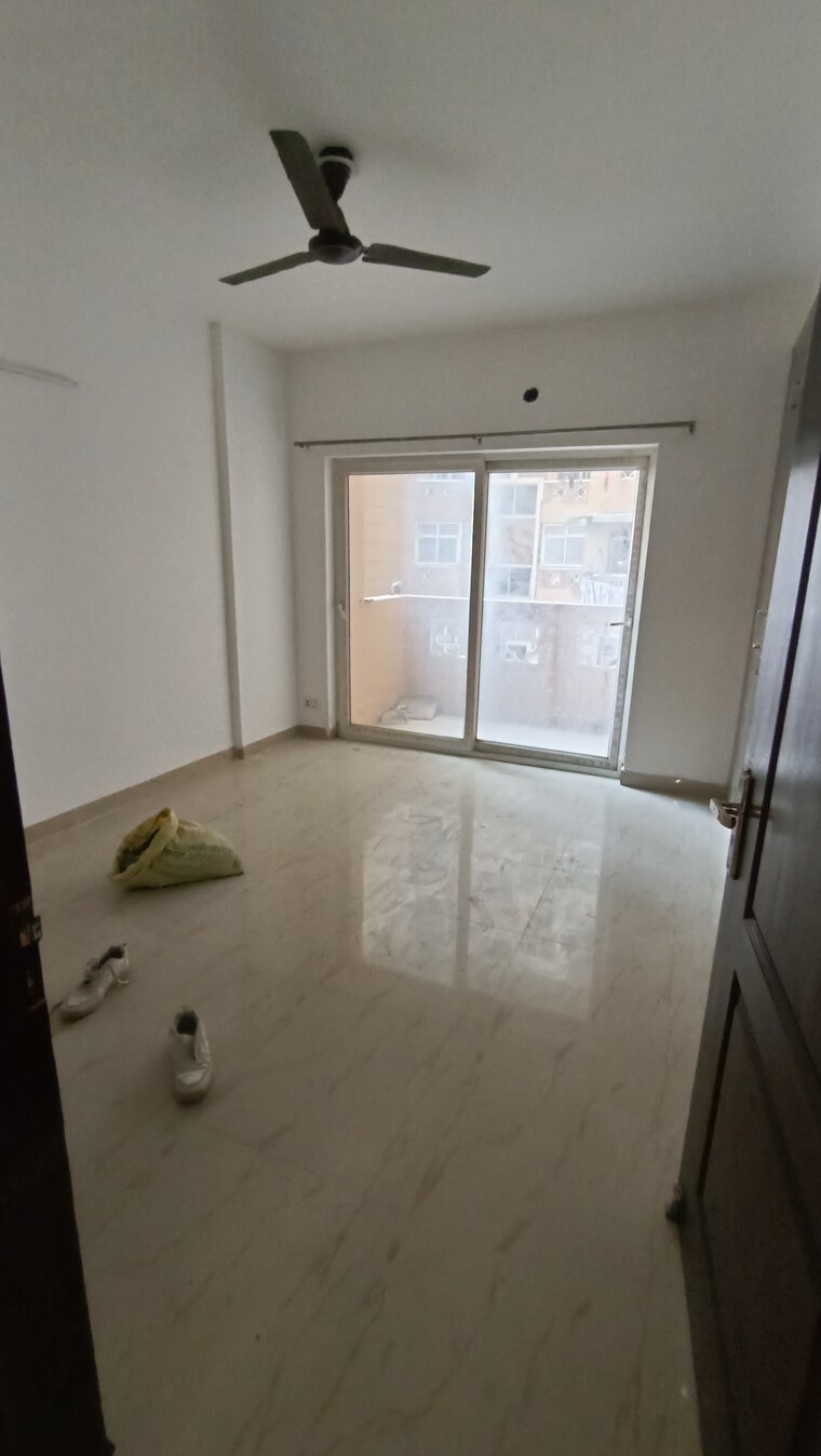 Room, nimbus-the-hyde-park 3 Bedroom 1320 Sq.Ft. Apartment In Sector 78 Noida 9514439