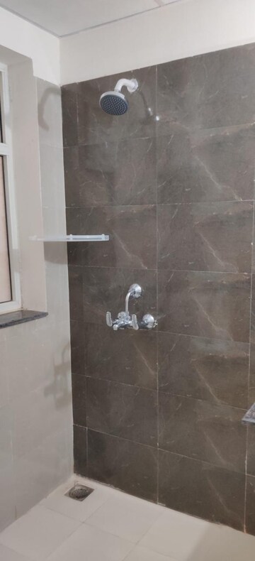 Bathroom in 3 BHK Builder Floor at Motia Homes, Lohgarh – for Rent