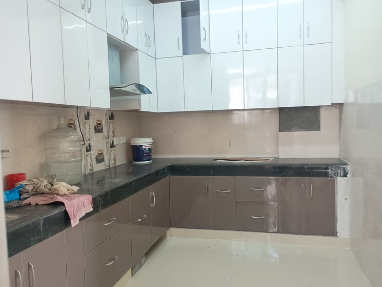 Kitchen, sector 19 dwarka 3 Bedroom 1850 Sq.Ft. Apartment In Sector 19 Dwarka Delhi 9514441